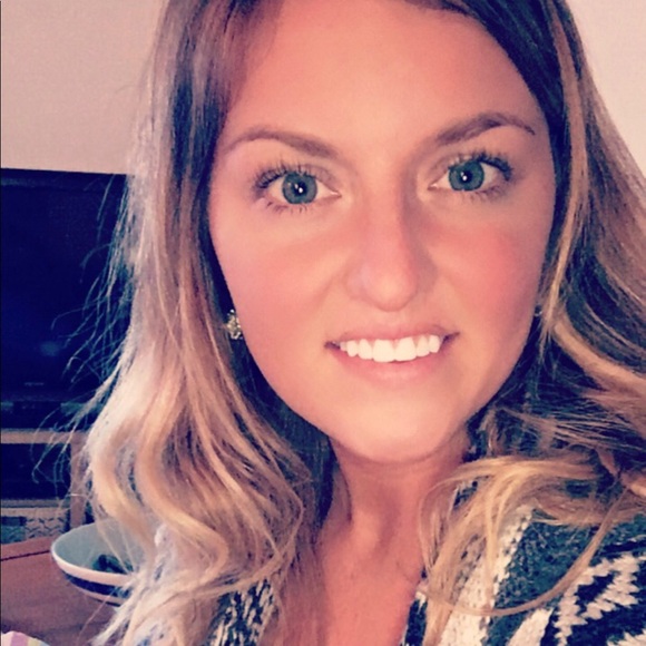 Meet your Posher, Ashleigh - Picture 1 of 1